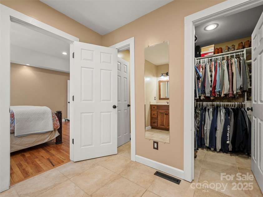6753 Pinnacle Mountain Road, Zirconia, NC 28790.  MLS# CAR4237345, YatesRealty ID 7098. Primary Closet