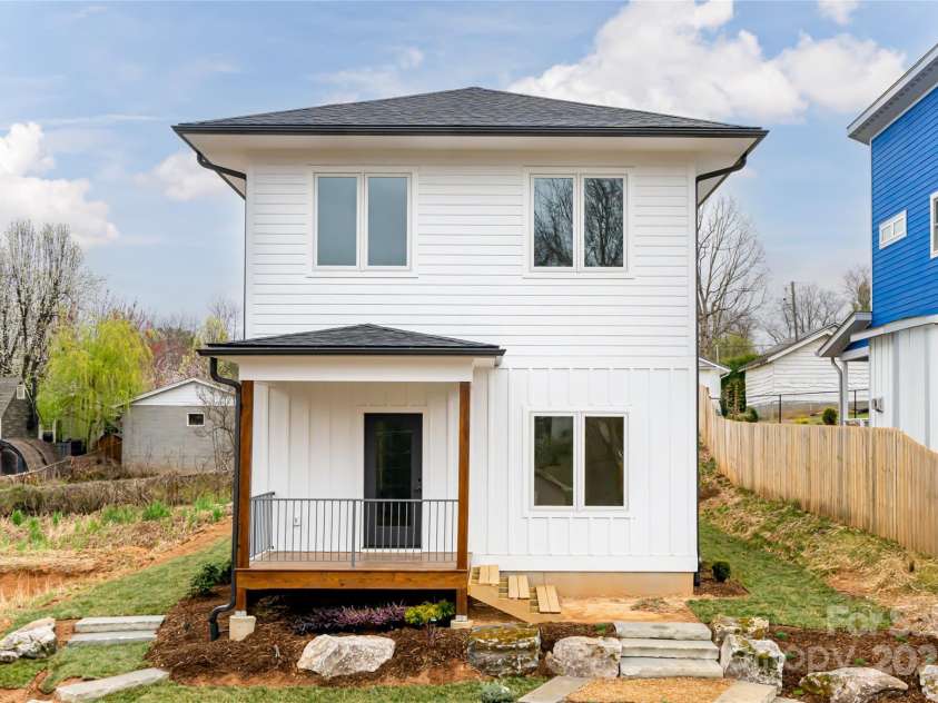 30 Fern Street, Asheville, NC 28803.  MLS# CAR4296373, YatesRealty ID 71. Photo of Similar Construction