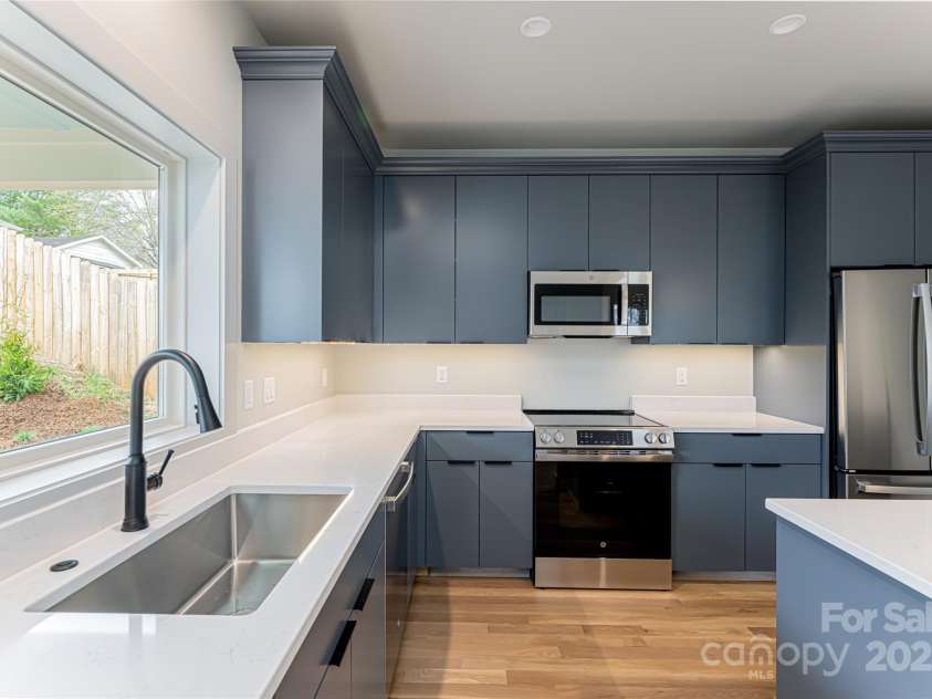 30 Fern Street, Asheville, NC 28803.  MLS# CAR4296373, YatesRealty ID 71. Photo of Similar Construction