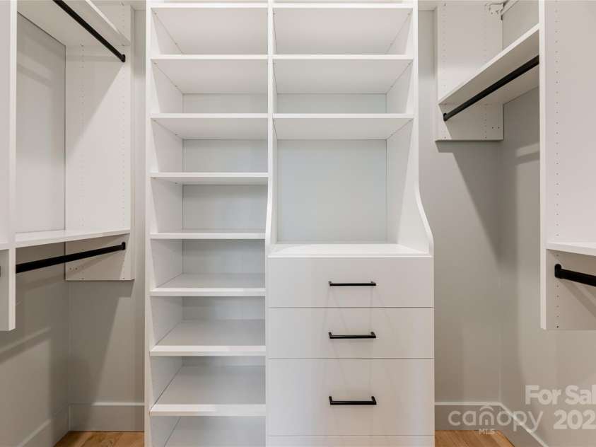 30 Fern Street, Asheville, NC 28803.  MLS# CAR4296373, YatesRealty ID 71. Photo of Similar Construction