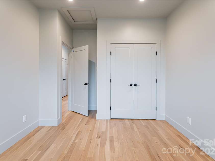 30 Fern Street, Asheville, NC 28803.  MLS# CAR4296373, YatesRealty ID 71. Photo of Similar Construction