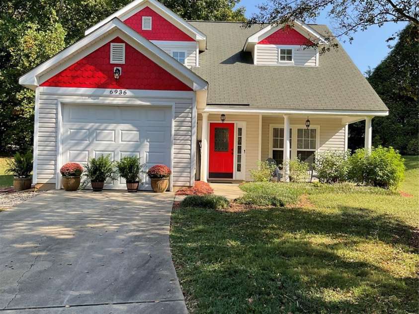 6936 Aulton Link Court, Charlotte, NC 28269.  MLS# CAR4306576, YatesRealty ID 710. 