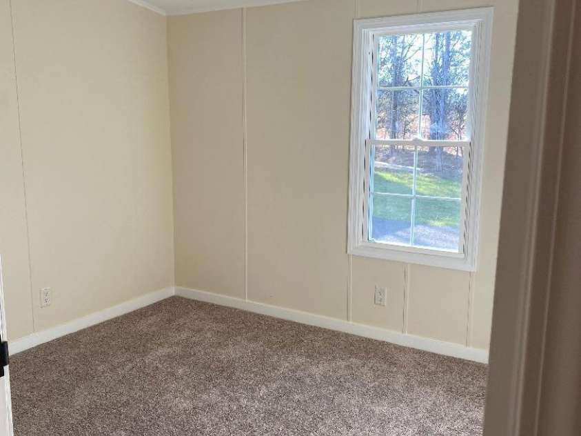 816 Perry Road, Troutman, NC 28166.  MLS# CAR4210141, YatesRealty ID 710. Office room