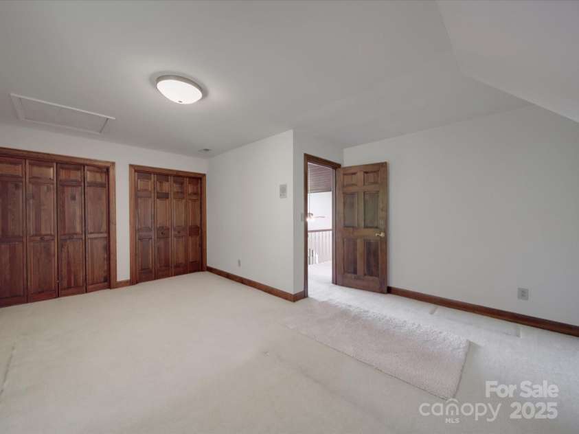 209 Tinkham Trail, Cramerton, NC 28032.  MLS# CAR4248276, YatesRealty ID 7100. 