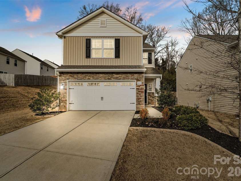 313 Praline Way, Fort Mill, SC 29715.  MLS# CAR4351105, YatesRealty ID 7100. 