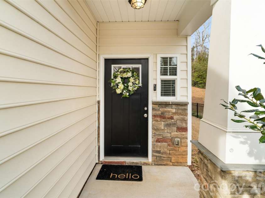 313 Praline Way, Fort Mill, SC 29715.  MLS# CAR4351105, YatesRealty ID 7100. 
