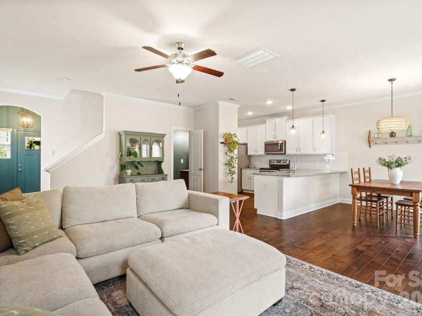 313 Praline Way, Fort Mill, SC 29715.  MLS# CAR4351105, YatesRealty ID 7100. 