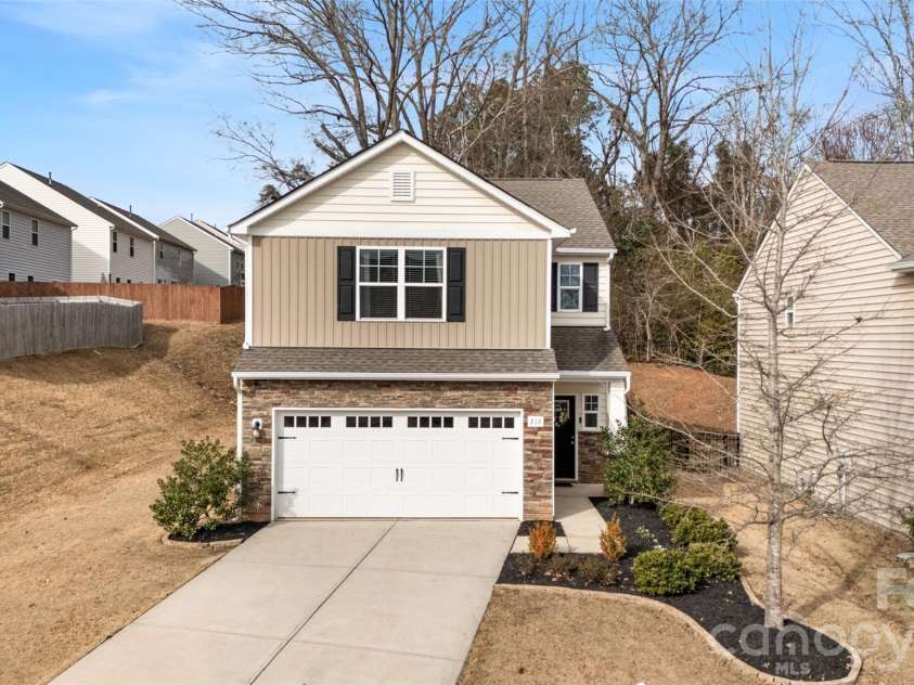313 Praline Way, Fort Mill, SC 29715.  MLS# CAR4351105, YatesRealty ID 7100. 