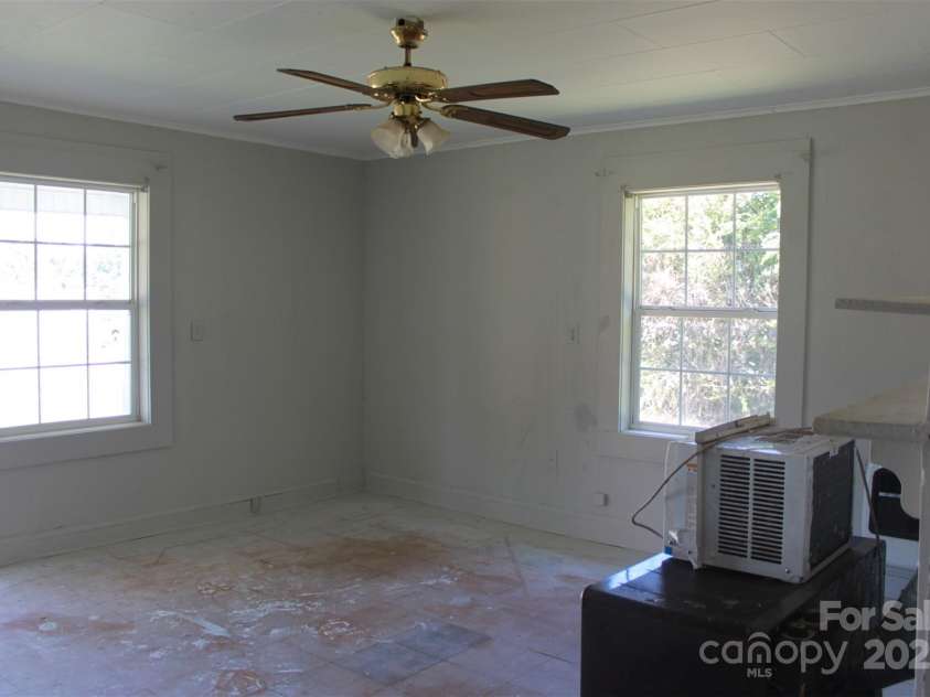 496 Spindale Street, Spindale, NC 28160.  MLS# CAR4301726, YatesRealty ID 7101. 