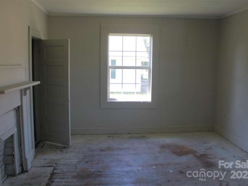 496 Spindale Street, Spindale, NC 28160.  MLS# CAR4301726, YatesRealty ID 7101. 