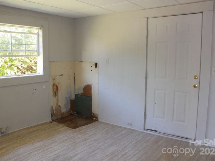 496 Spindale Street, Spindale, NC 28160.  MLS# CAR4301726, YatesRealty ID 7101. 