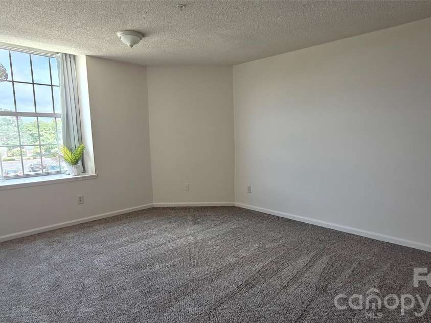 1 Buffalo Avenue, Concord, NC 28025.  MLS# CAR4395022, YatesRealty ID 7102. 