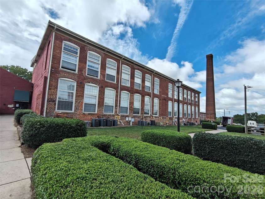 1 Buffalo Avenue, Concord, NC 28025.  MLS# CAR4418572, YatesRealty ID 7102. 