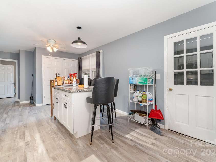 745 6th Avenue, Hickory, NC 28602.  MLS# CAR4244534, YatesRealty ID 7102. 