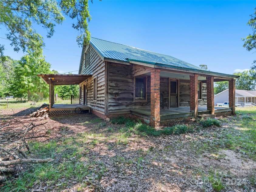 10910 Archer Road, Davidson, NC 28036.  MLS# CAR4142354, YatesRealty ID 7103. 