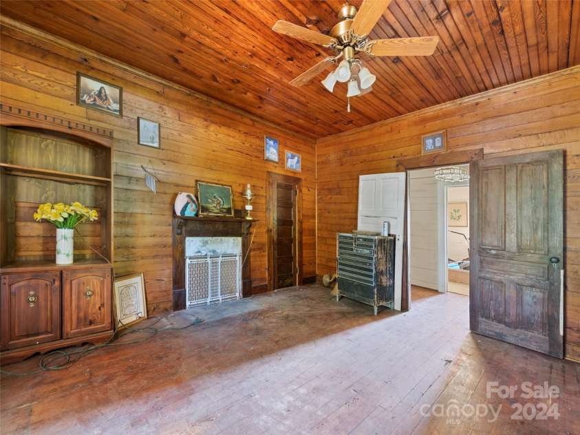 10910 Archer Road, Davidson, NC 28036.  MLS# CAR4142354, YatesRealty ID 7103. 