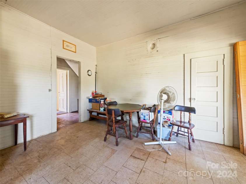 10910 Archer Road, Davidson, NC 28036.  MLS# CAR4142354, YatesRealty ID 7103. 