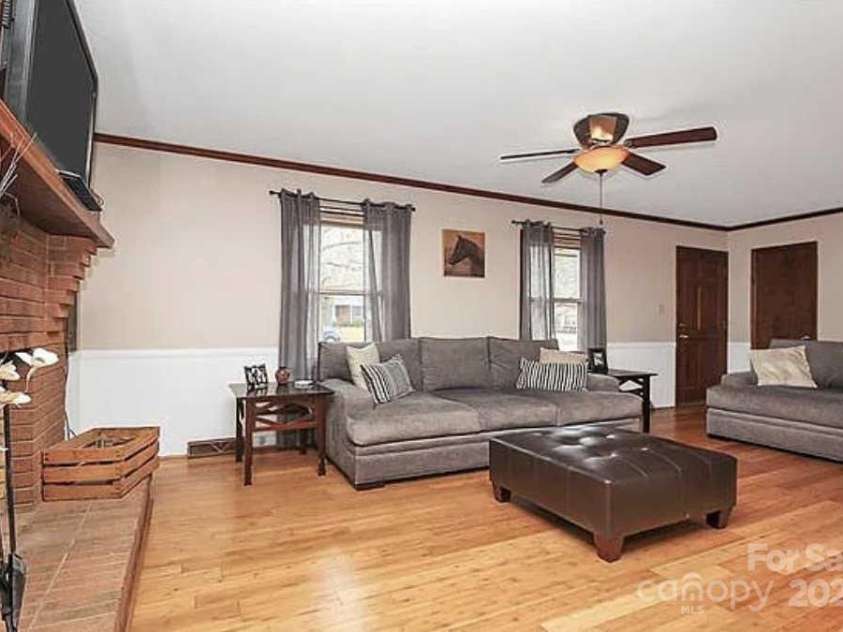 6520 Weldon Circle, Concord, NC 28027.  MLS# CAR4213418, YatesRealty ID 7104. 