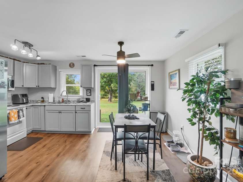 210 Roy Bell Road, Kings Mountain, NC 28086.  MLS# CAR4308756, YatesRealty ID 7105. 