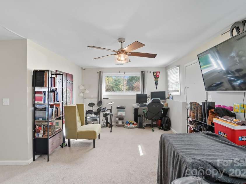 210 Roy Bell Road, Kings Mountain, NC 28086.  MLS# CAR4308756, YatesRealty ID 7105. 