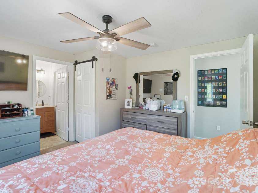 210 Roy Bell Road, Kings Mountain, NC 28086.  MLS# CAR4308756, YatesRealty ID 7105. 
