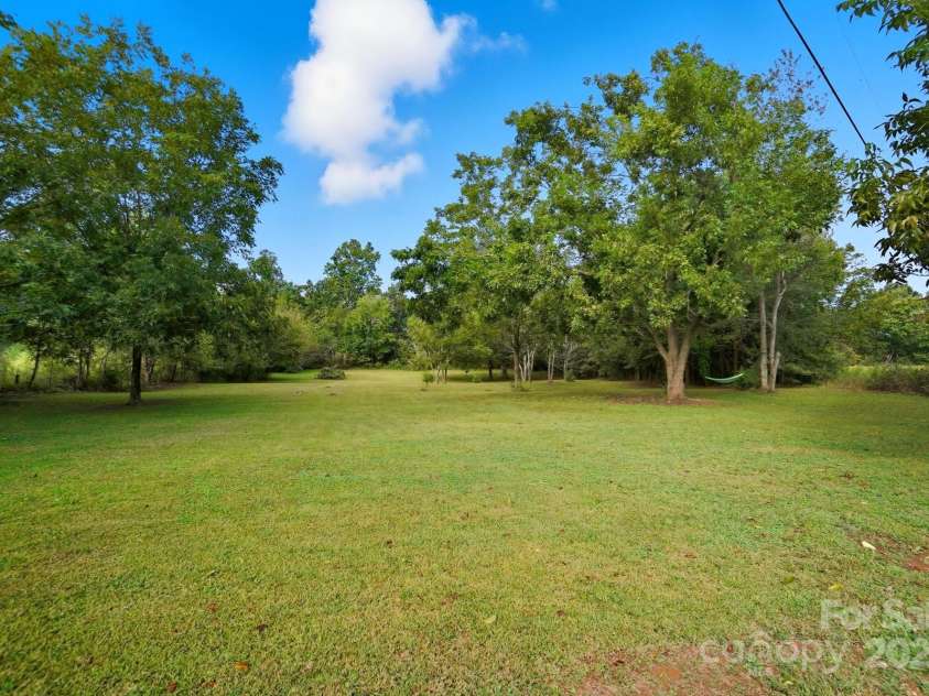 210 Roy Bell Road, Kings Mountain, NC 28086.  MLS# CAR4308756, YatesRealty ID 7105. 