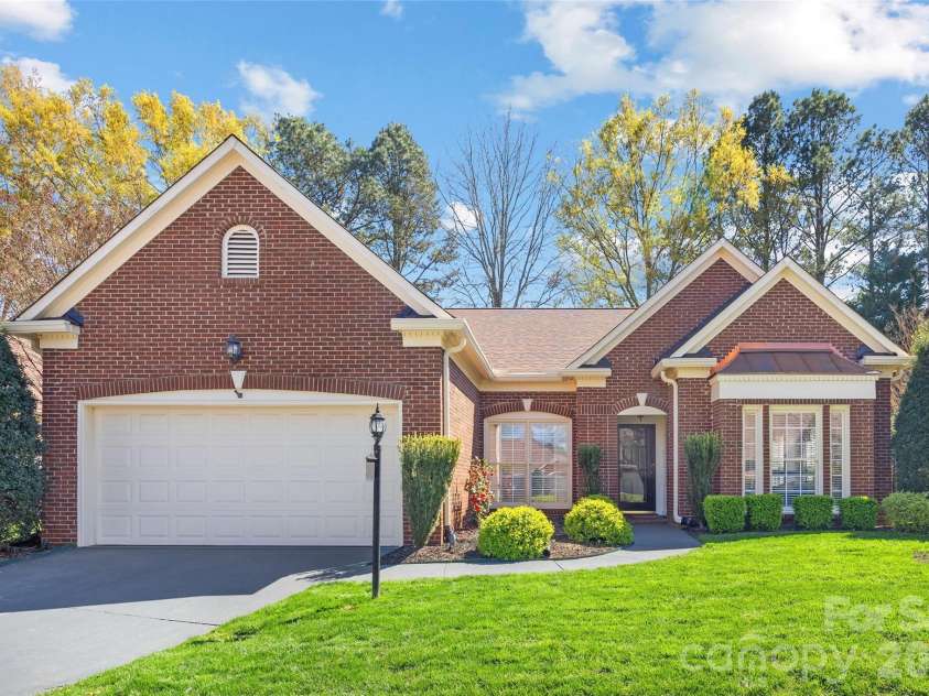 7211 Baniff Circle, Charlotte, NC 28277.  MLS# CAR4360989, YatesRealty ID 7108. 