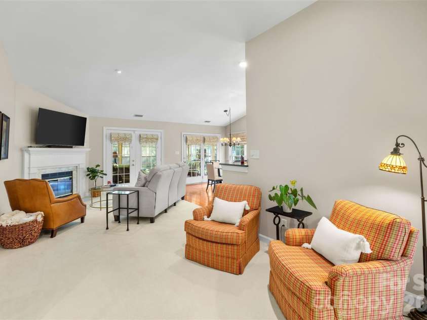 7211 Baniff Circle, Charlotte, NC 28277.  MLS# CAR4360989, YatesRealty ID 7108. 