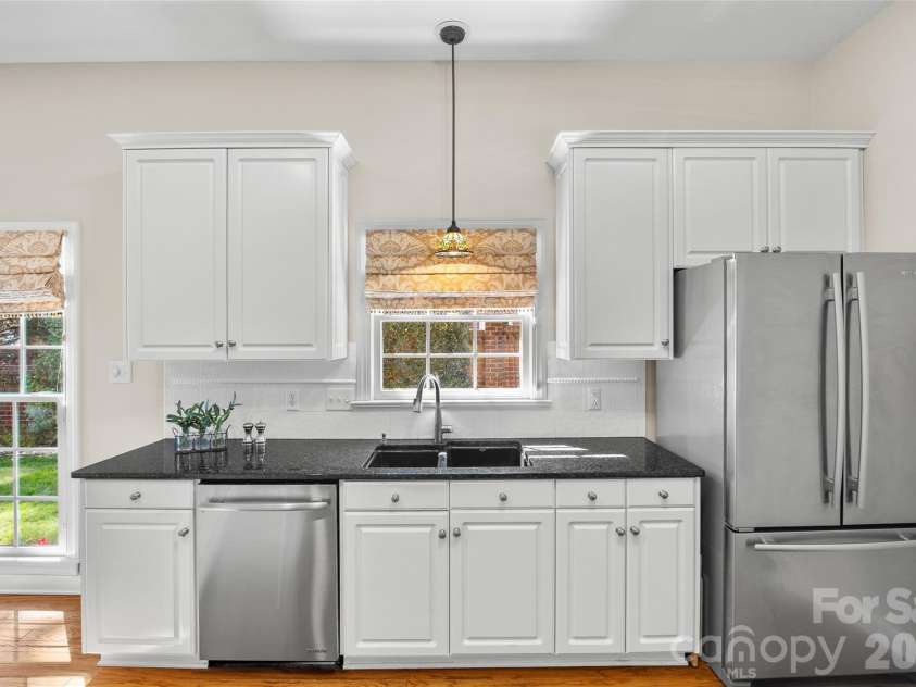 7211 Baniff Circle, Charlotte, NC 28277.  MLS# CAR4360989, YatesRealty ID 7108. 