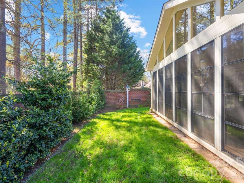 7211 Baniff Circle, Charlotte, NC 28277.  MLS# CAR4360989, YatesRealty ID 7108. 