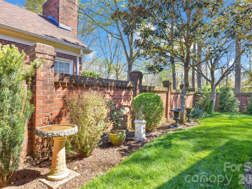 7211 Baniff Circle, Charlotte, NC 28277.  MLS# CAR4360989, YatesRealty ID 7108. 