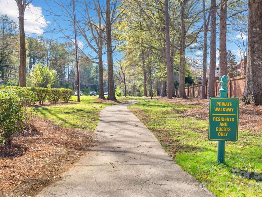 7211 Baniff Circle, Charlotte, NC 28277.  MLS# CAR4360989, YatesRealty ID 7108. 