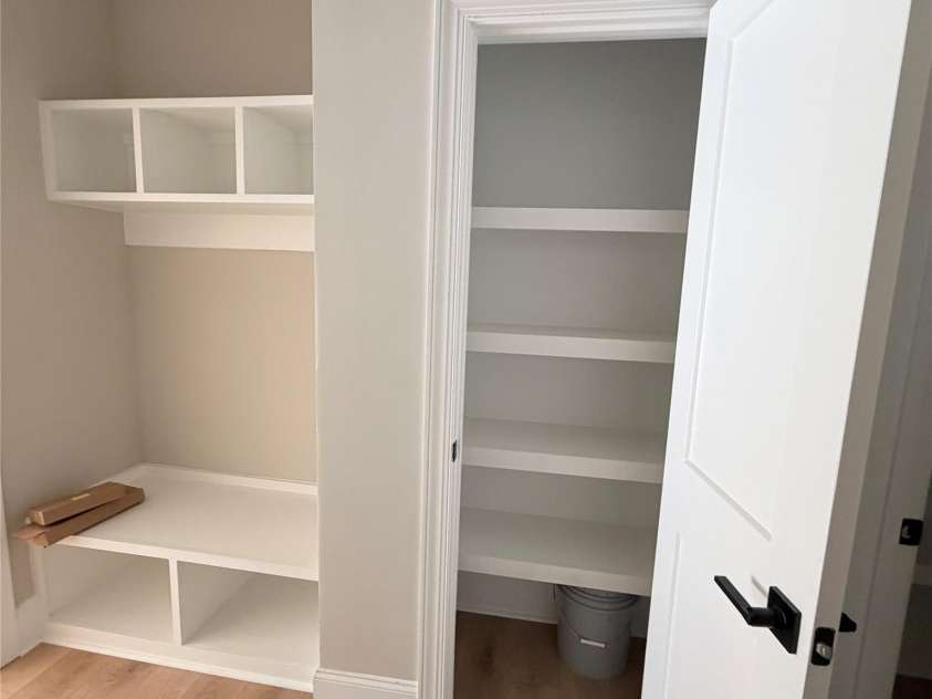 5019 Ardenwoods Drive, Charlotte, NC 28215.  MLS# CAR4291794, YatesRealty ID 7109. 