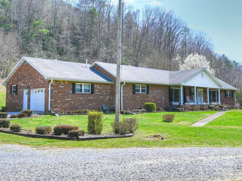 7530 NC 208 Highway, Marshall, NC 28753.  MLS# CAR4241127, YatesRealty ID 7109. 