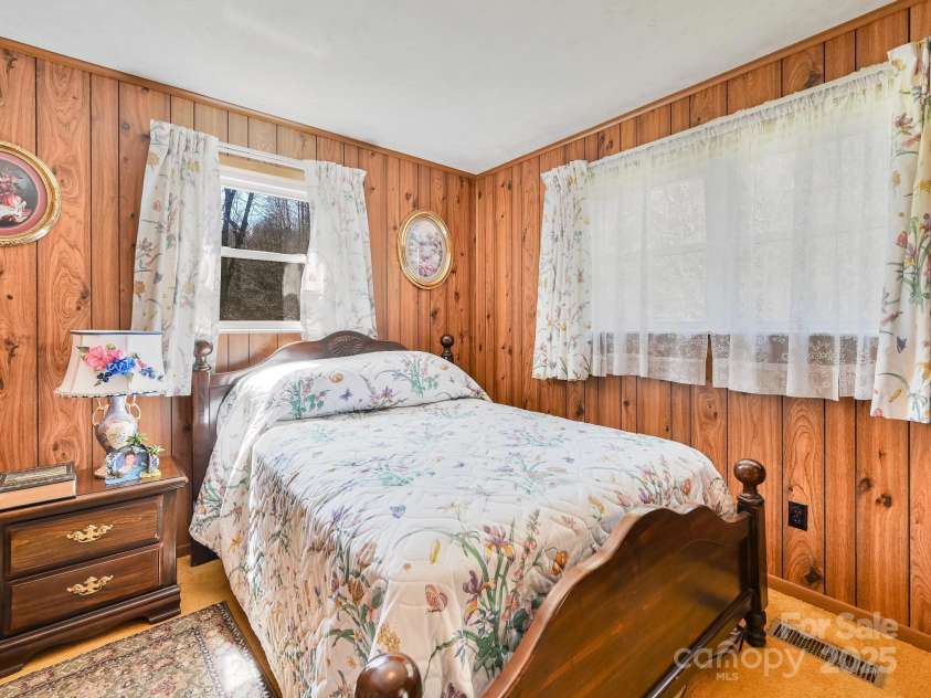 7530 NC 208 Highway, Marshall, NC 28753.  MLS# CAR4241127, YatesRealty ID 7109. 