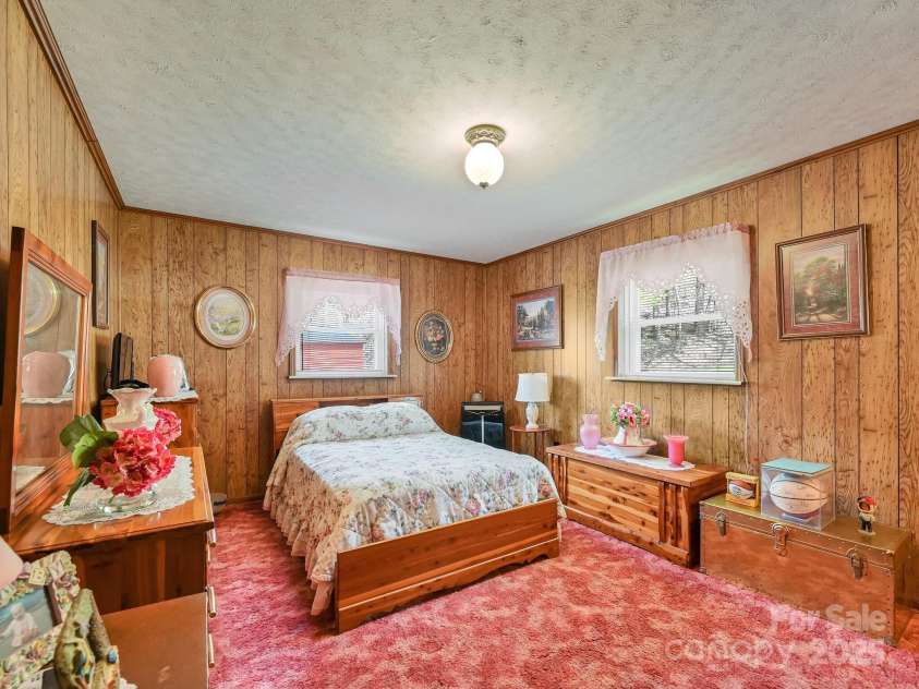 7530 NC 208 Highway, Marshall, NC 28753.  MLS# CAR4241127, YatesRealty ID 7109. 