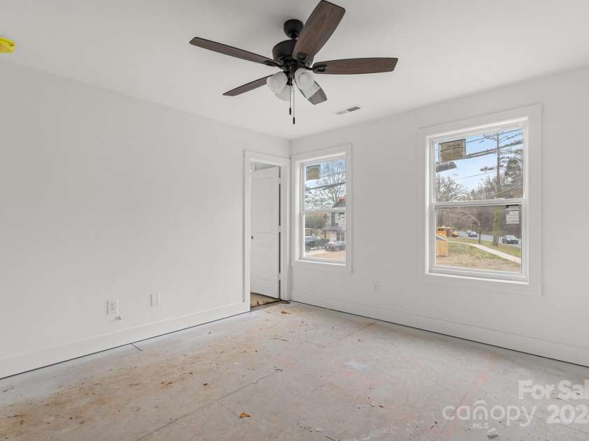 9251 Misenheimer Road, Charlotte, NC 28215.  MLS# CAR4184213, YatesRealty ID 711. 