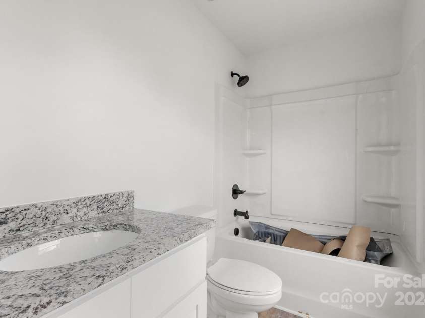 9251 Misenheimer Road, Charlotte, NC 28215.  MLS# CAR4184213, YatesRealty ID 711. 