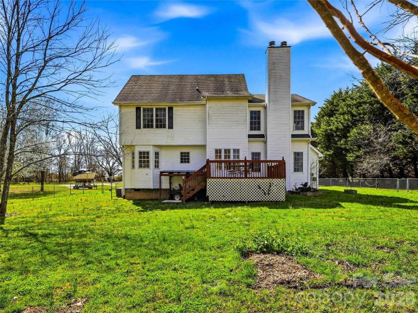 61 Rolling Hills Road, Mills River, NC 28759.  MLS# CAR4355749, YatesRealty ID 7110. 