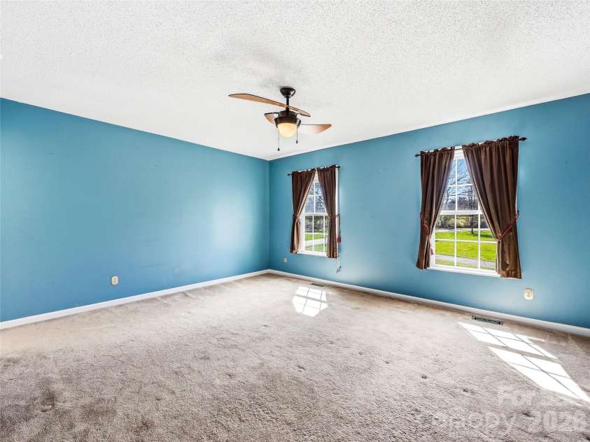 61 Rolling Hills Road, Mills River, NC 28759.  MLS# CAR4355749, YatesRealty ID 7110. Large guest bedroom