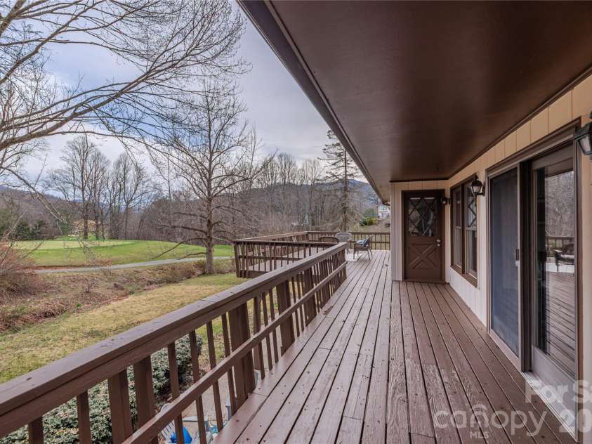 85 Dawn Lane, Canton, NC 28716.  MLS# CAR4344014, YatesRealty ID 7111. 