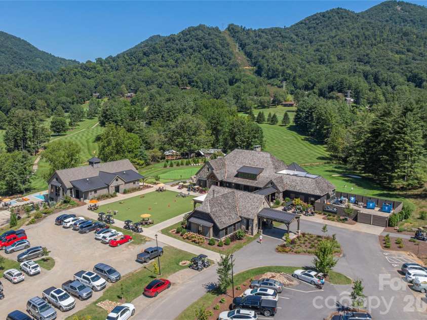 85 Dawn Lane, Canton, NC 28716.  MLS# CAR4344014, YatesRealty ID 7111. 