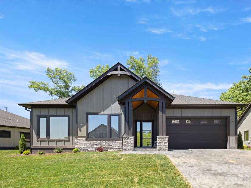 504 Blue River Drive, Arden, NC 28704.  MLS# CAR4362270, YatesRealty ID 7112. 