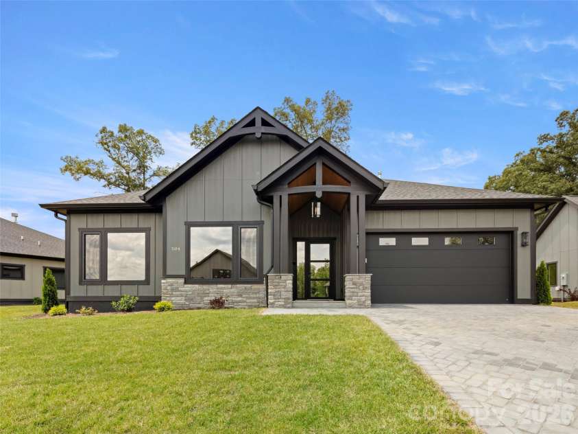 504 Blue River Drive, Arden, NC 28704.  MLS# CAR4362270, YatesRealty ID 7112. 