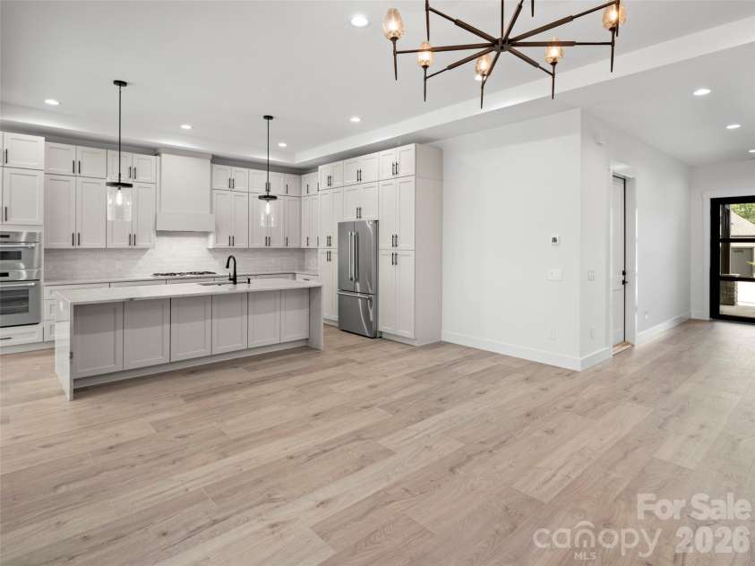 504 Blue River Drive, Arden, NC 28704.  MLS# CAR4362270, YatesRealty ID 7112. 