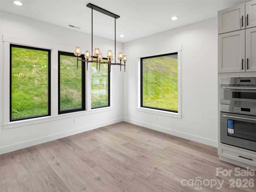 504 Blue River Drive, Arden, NC 28704.  MLS# CAR4362270, YatesRealty ID 7112. 