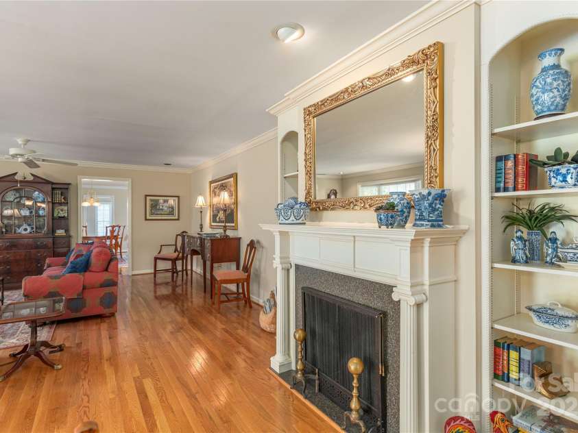 549 Eagles Nest Road, Waynesville, NC 28786.  MLS# CAR4243977, YatesRealty ID 7112. Decorative Fireplace