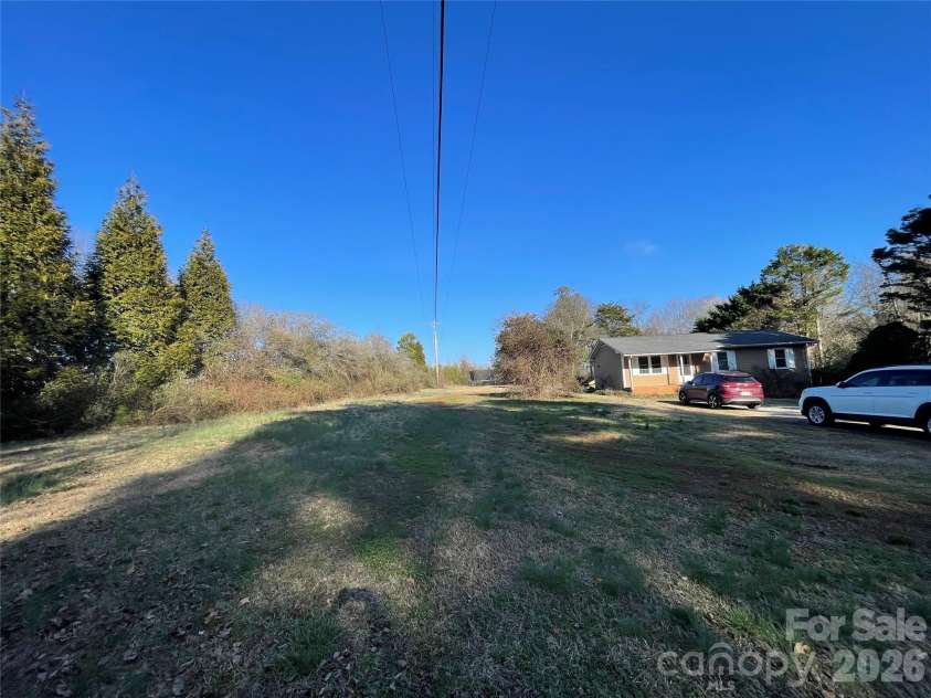 4907 Delmar Griffin Road, Monroe, NC 28110.  MLS# CAR4352631, YatesRealty ID 7113. 