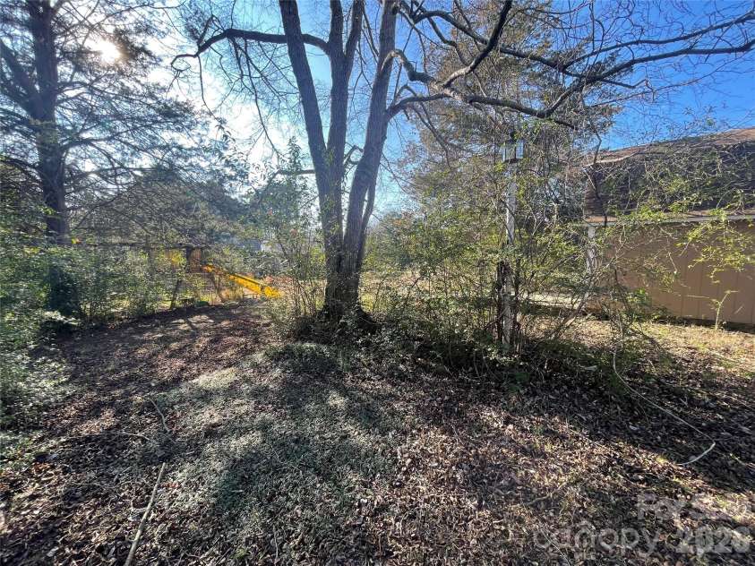 4907 Delmar Griffin Road, Monroe, NC 28110.  MLS# CAR4352631, YatesRealty ID 7113. 