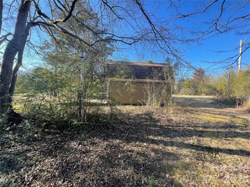 4907 Delmar Griffin Road, Monroe, NC 28110.  MLS# CAR4352631, YatesRealty ID 7113. 